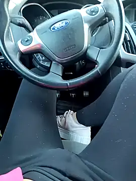 GatitaXD27 online show from 01-13-25, 08:37