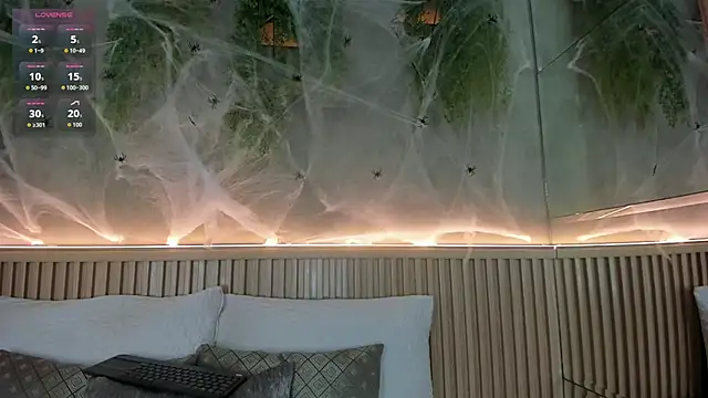 Snapshot of Lana_Lann chatting on 10-13-25, 12:16 Lana Lann online show from 10-13-25, 12:16