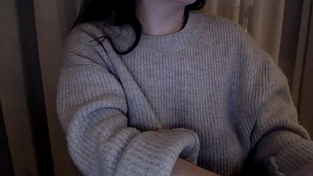 Snapshot of Sandysecret chatting on 02-02-25, 09:34 Sandysecret online show from 02-02-25, 09:34