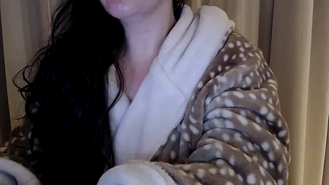 Snapshot of Sandysecret chatting on 03-04-25, 09:22 Sandysecret online show from 03-04-25, 09:22