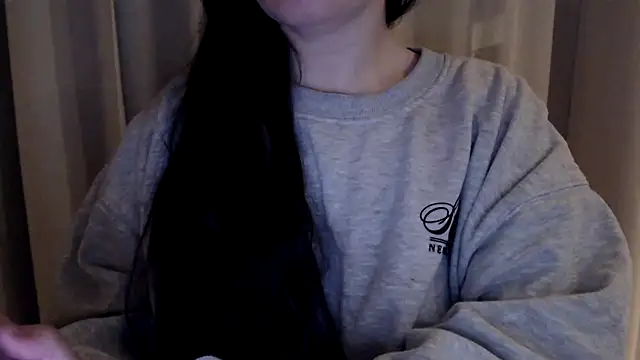 Snapshot of Sandysecret chatting on 03-17-25, 08:30 Sandysecret online show from 03-17-25, 08:30