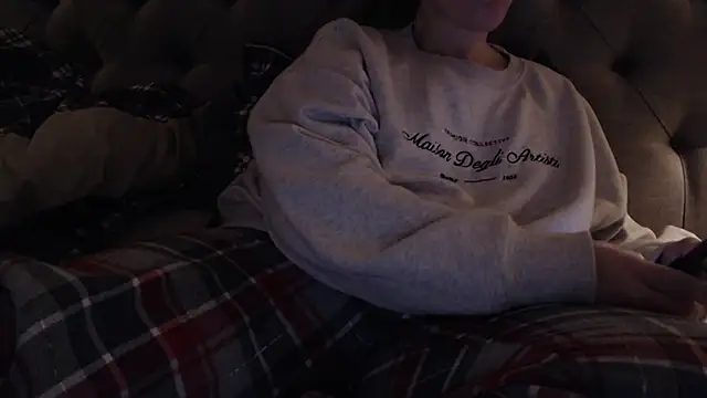 Snapshot of Sandysecret chatting on 12-03-25, 08:07 Sandysecret online show from 12-03-25, 08:07