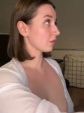 nerdynina online show from 02-04-25, 03:33