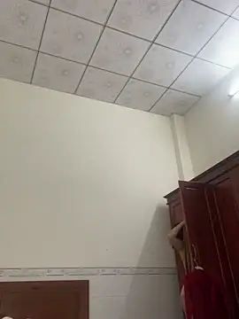    Erin    online show from 04-18-26, 02:04