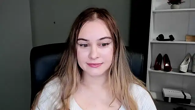 Snapshot of kitty_valeria chatting on 02-25-26, 09:57 kitty valeria online show from 02-25-26, 09:57