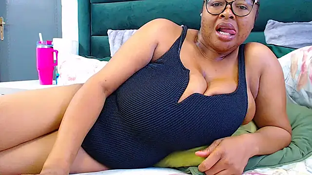 GoddessTitts online show from 05-25-26, 06:30