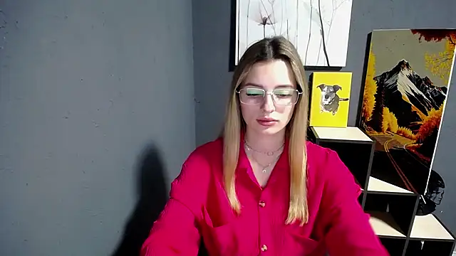 Snapshot of lady_olivia_ chatting on 06-13-26, 12:25 lady olivia online show from 06-13-26, 12:25