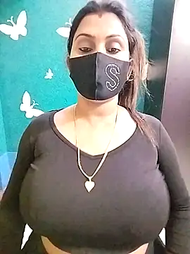 Snapshot of Riya_Sexy_Baby chatting on 03-05-25, 02:12 Riya Sexy Baby online show from 03-05-25, 02:12