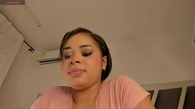 Samanntha Rose online show from 12-18-25, 07:53