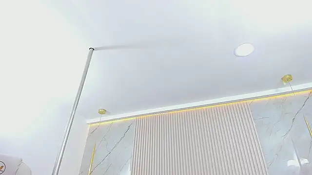 ximena case online show from 03-06-26, 03:36