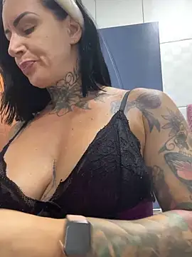 YasmimBrasil online show from 04-07-26, 05:19