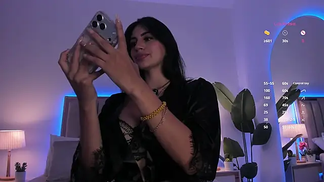 Snapshot of Taylor-Jonnees chatting on 05-09-26, 04:34 Taylor-Jonnees online show from 05-09-26, 04:34