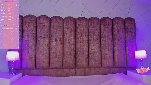 Snapshot of Victoria_Adams14 chatting on 03-13-25, 01:40 Victoria Adams14 online show from 03-13-25, 01:40