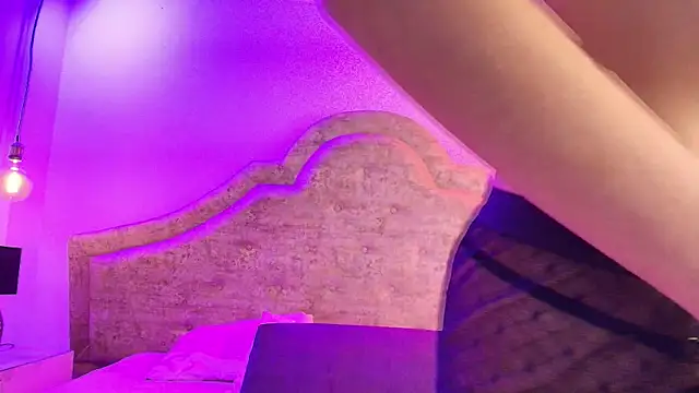 Victoria Adams14 online show from 04-06-26, 03:37