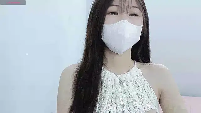 Snapshot of tanhxiu chatting on 12-15-24, 08:08 tanhxiu online show from 12-15-24, 08:08