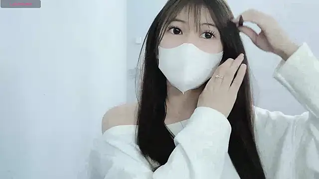 Snapshot of tanhxiu chatting on 12-19-24, 01:18 tanhxiu online show from 12-19-24, 01:18