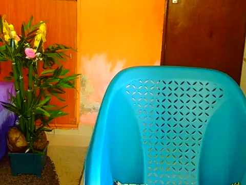 Naughtygal98 online show from 06-11-26, 07:06