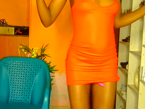 Naughtygal98 online show from 06-14-26, 02:24