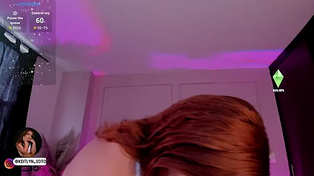 Snapshot of keitlynsoto chatting on 12-18-25, 12:44 keitlynsoto online show from 12-18-25, 12:44