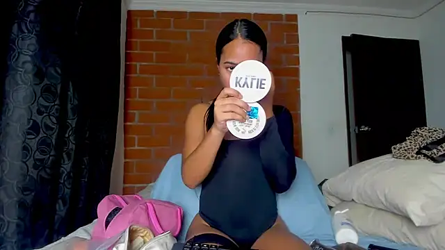 Snapshot of meghanSusexx chatting on 01-25-25, 10:07 meghanSusexx online show from 01-25-25, 10:07