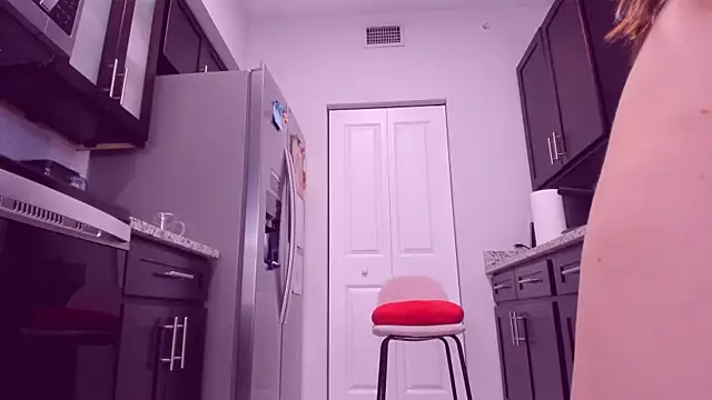 AngieDaniels1 online show from 10-06-25, 11:40