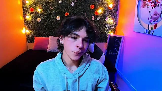 Luke Howland online show from 01-13-25, 08:15