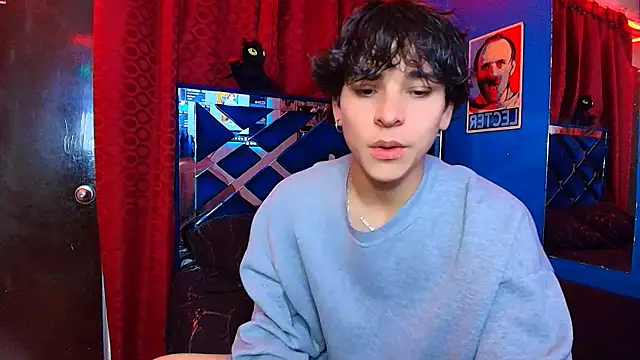 Luke Howland online show from 12-20-25, 01:23