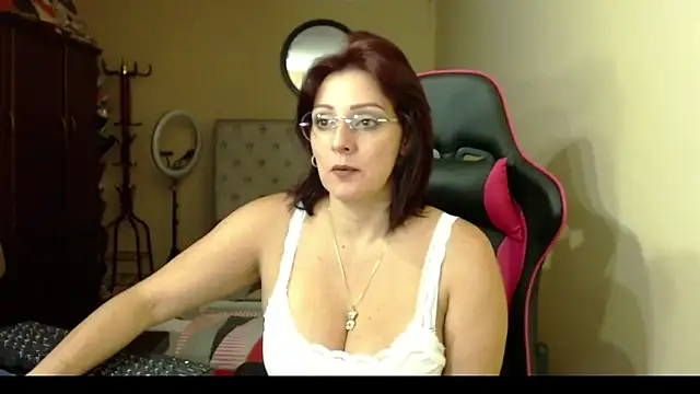 Carol Scottt online show from 02-10-25, 05:36