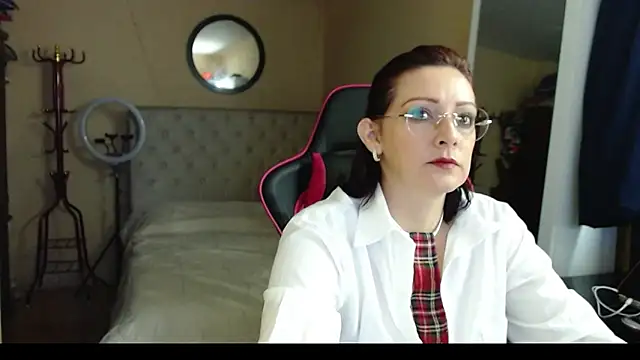 Carol Scottt online show from 03-21-25, 01:01