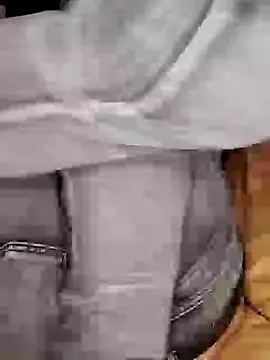 Snapshot of --D-a-D-D-y- chatting on 01-14-25, 03:22 --D-a-D-D-y- online show from 01-14-25, 03:22