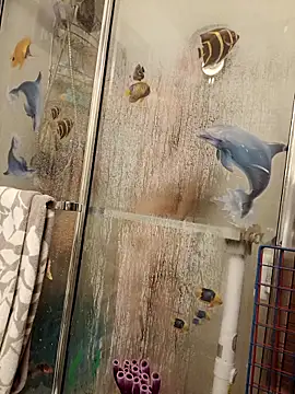 Snapshot of --D-a-D-D-y- chatting on 09-18-25, 10:56 --D-a-D-D-y- online show from 09-18-25, 10:56