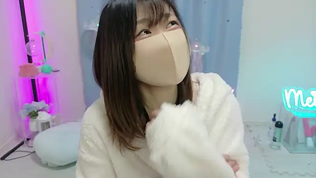 Snapshot of MEI--55 chatting on 02-18-26, 09:00 MEI--55 online show from 02-18-26, 09:00