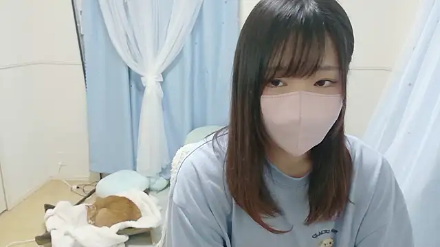 Snapshot of MEI--55 chatting on 06-07-26, 09:02 MEI--55 online show from 06-07-26, 09:02