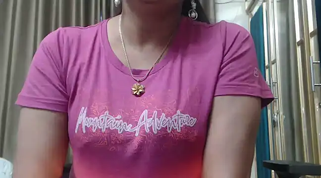 desi-maisa130 online show from 01-10-25, 08:40