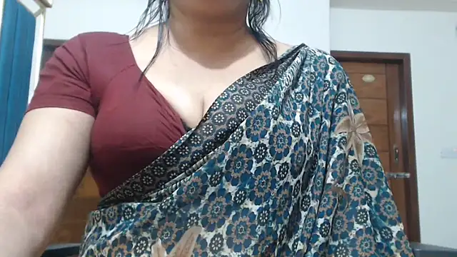 Snapshot of desi-maisa130 chatting on 05-22-26, 04:34 desi-maisa130 online show from 05-22-26, 04:34
