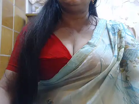 Snapshot of desi-maisa130 chatting on 06-10-26, 04:39 desi-maisa130 online show from 06-10-26, 04:39