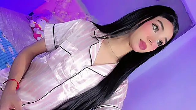 Snapshot of JisselMiller chatting on 12-07-24, 08:44 JisselMiller online show from 12-07-24, 08:44