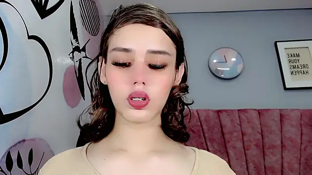 ValeriaAguilar online show from 12-07-24, 05:31