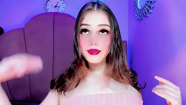 ValeriaAguilar online show from 09-27-25, 09:20