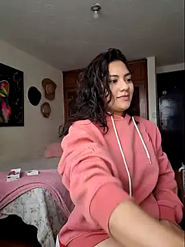 Snapshot of Thaliacooper_ chatting on 12-21-24, 08:54 Thaliacooper online show from 12-21-24, 08:54