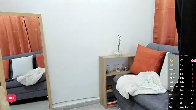 Snapshot of _AllisonSweet_ chatting on 03-11-25, 11:26 AllisonSweet online show from 03-11-25, 11:26