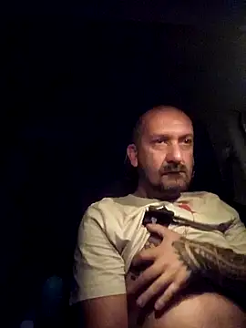 Snapshot of teddy79good chatting on 09-18-25, 03:52 teddy79good online show from 09-18-25, 03:52