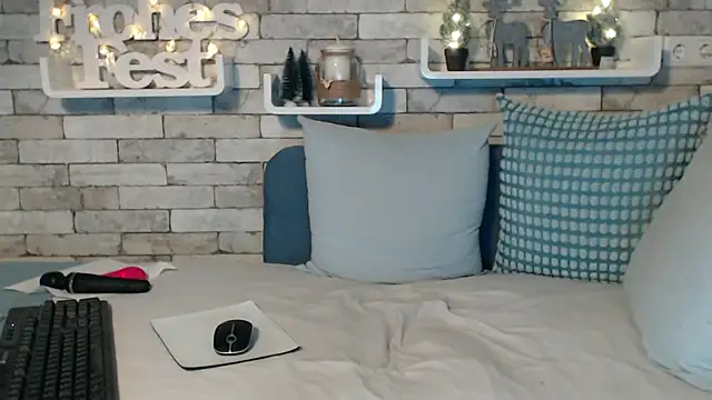 DirtyTina online show from 12-02-24, 03:03