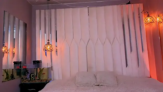 Megan Do Santos online show from 07-10-26, 08:00