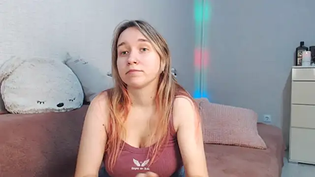 lovely hayley online show from 12-19-25, 10:28