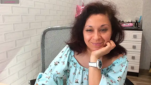 TeasyLana online show from 05-21-26, 04:52