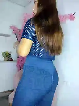 Snapshot of caro_sweett chatting on 03-10-25, 11:32 caro sweett online show from 03-10-25, 11:32