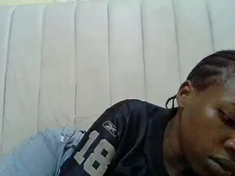 Snapshot of Queen_loveer chatting on 03-14-25, 04:40 Queen loveer online show from 03-14-25, 04:40