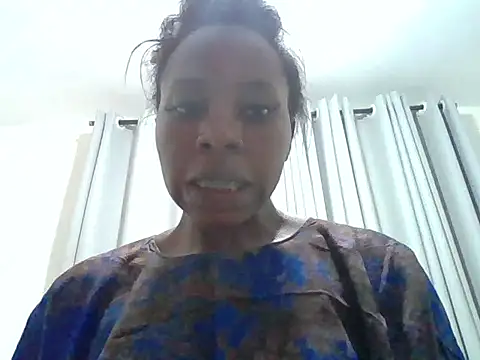 Queen loveer online show from 06-02-26, 05:37
