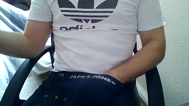 wixxer872302 online show from 01-12-25, 01:37